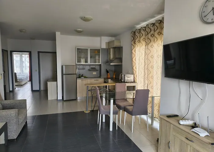 Sunny Sea - 100 Meters From The Sea *