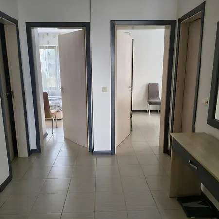 Sunny Sea - 100 Meters From The Sea Апартамент