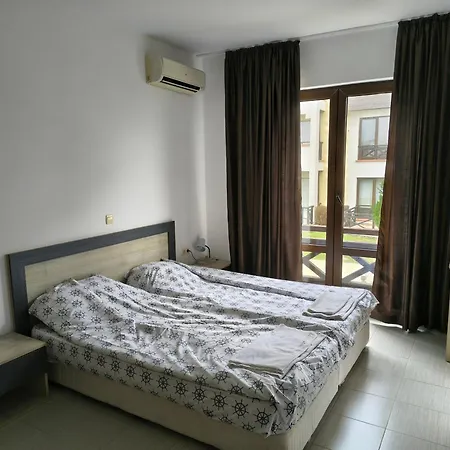 Apartment Sunny Sea - 100 Meters From The Sea