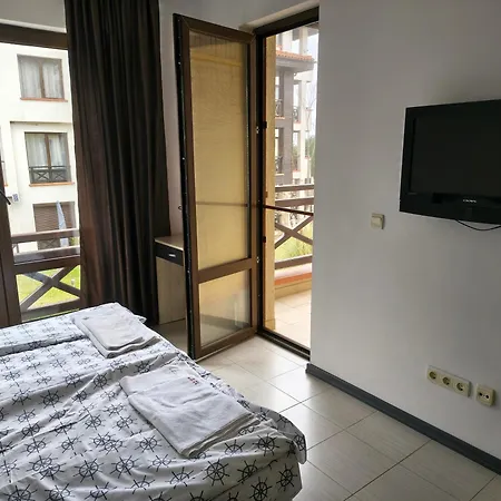 Sunny Sea - 100 Meters From The Sea *