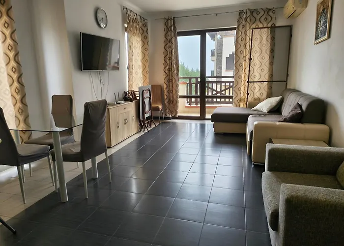 Sunny Sea - 100 Meters From The Sea Apartment Chernomorets