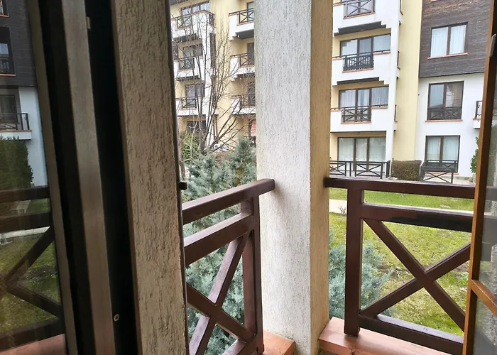 Апартамент Sunny Sea - 100 Meters From The Sea