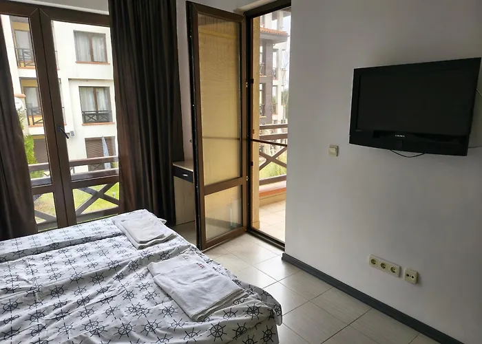 Sunny Sea - 100 Meters From The Sea *